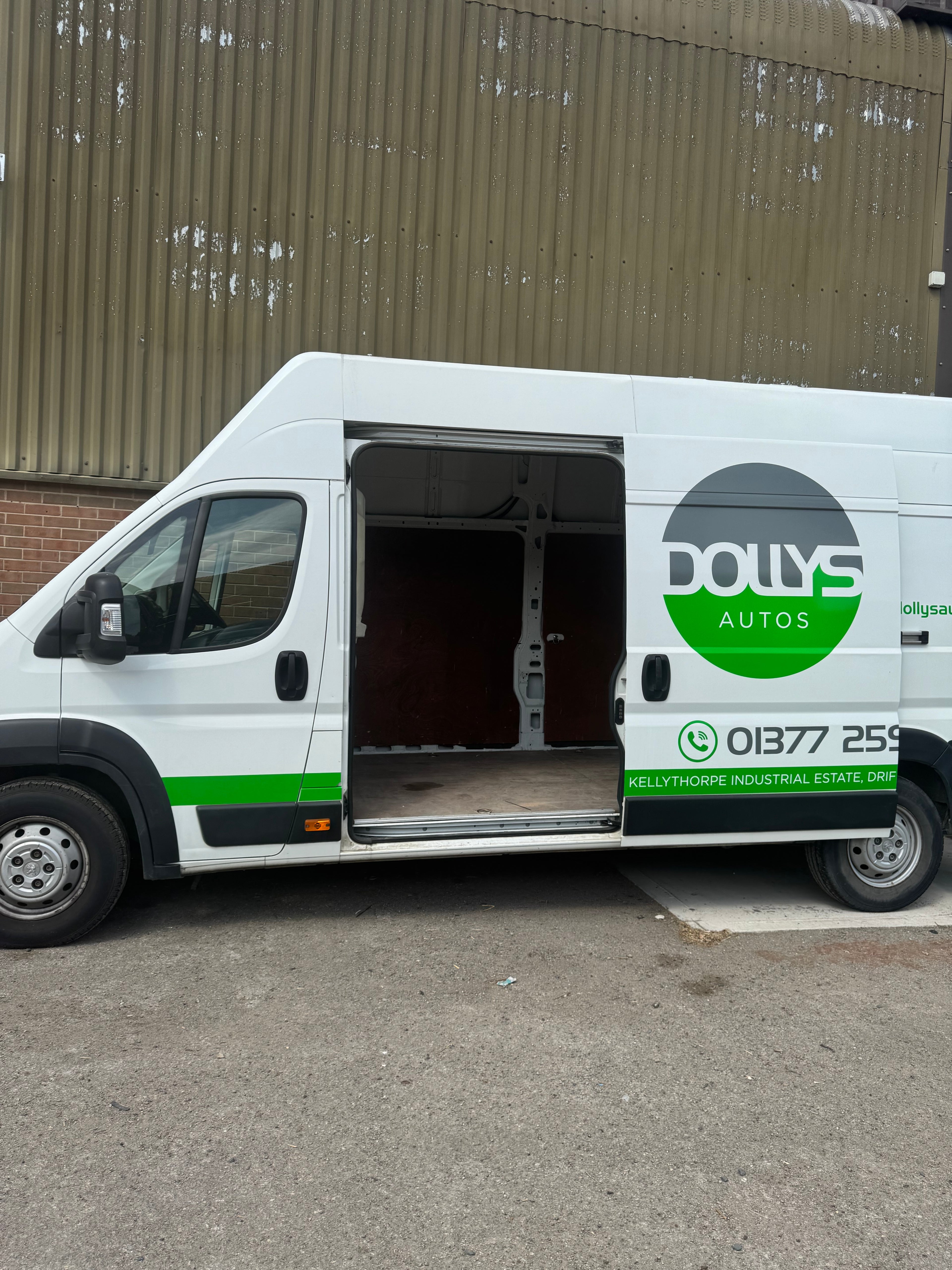 Peugeot Boxer 435 Pro L4H3 BlueHD